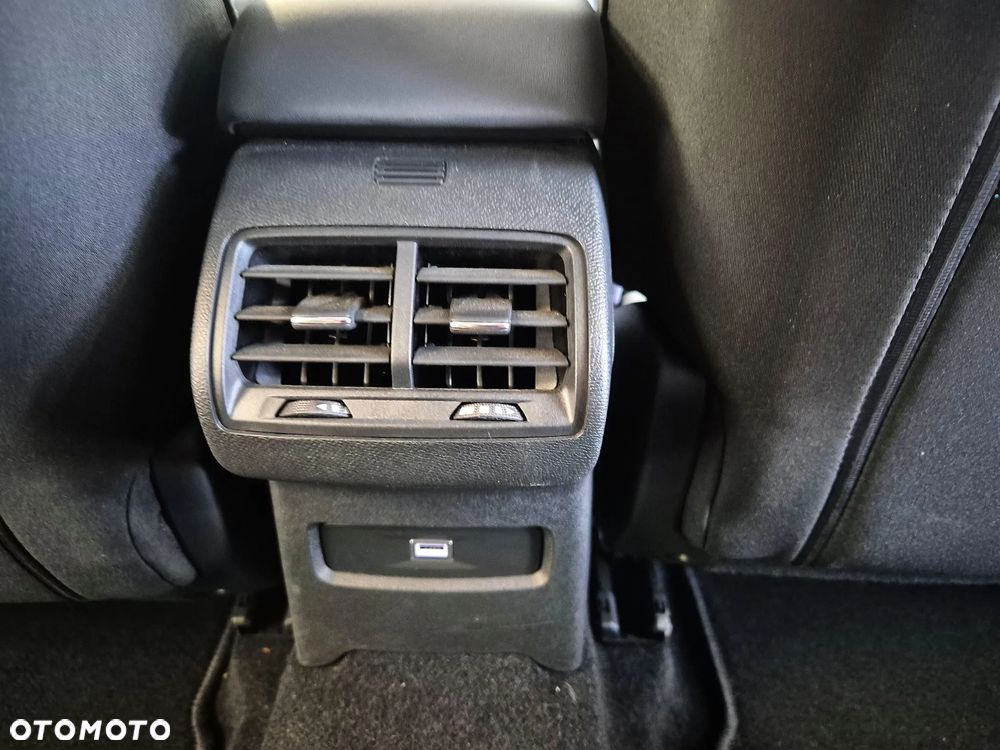 Citroën C4 1.2 PureTech Shine S&S EAT8 - 38