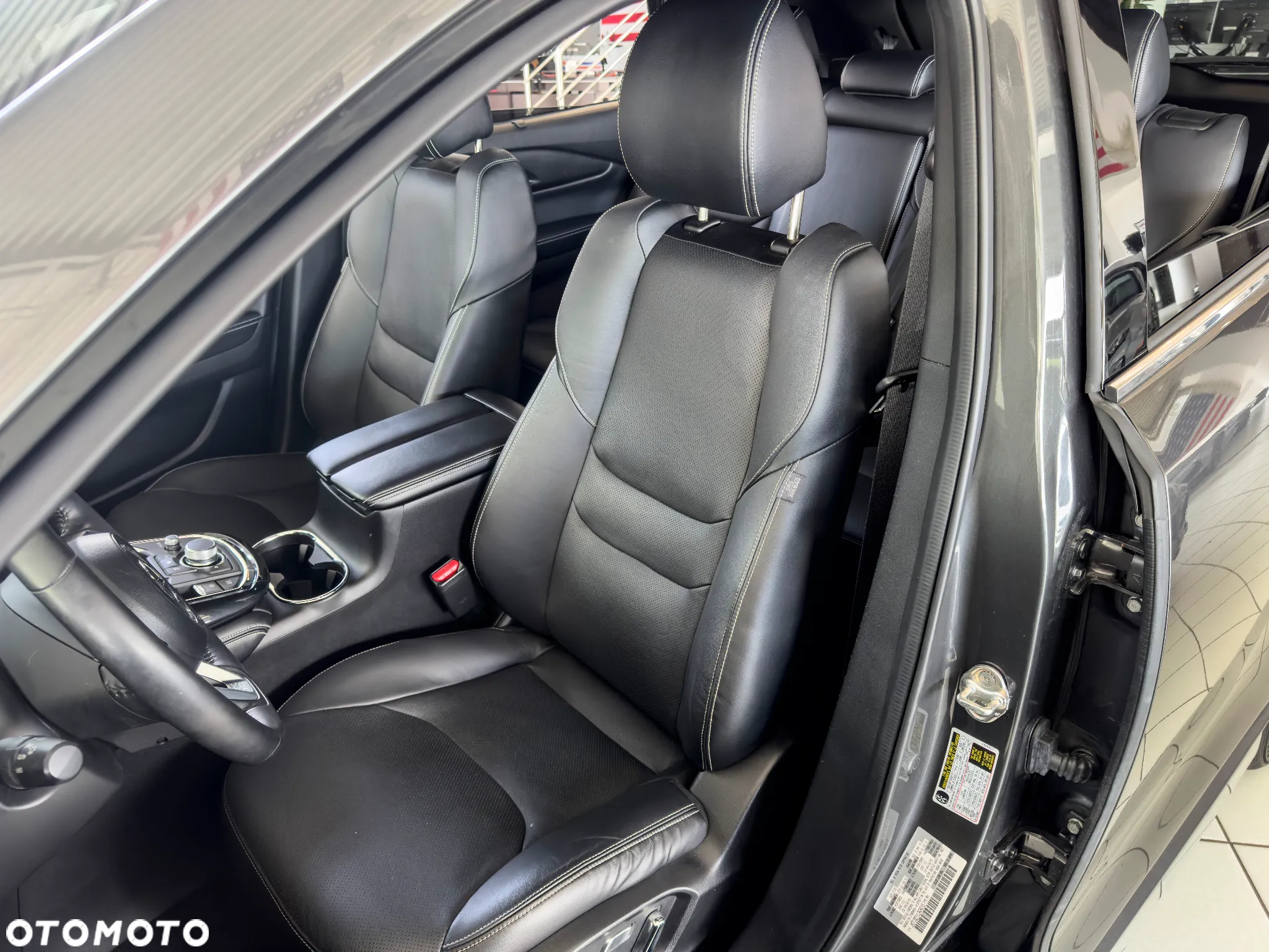 Mazda CX-9 - 10