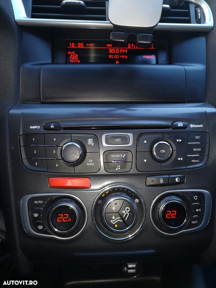 Citroën C4 1.6 HDI FAP Seduction - 12