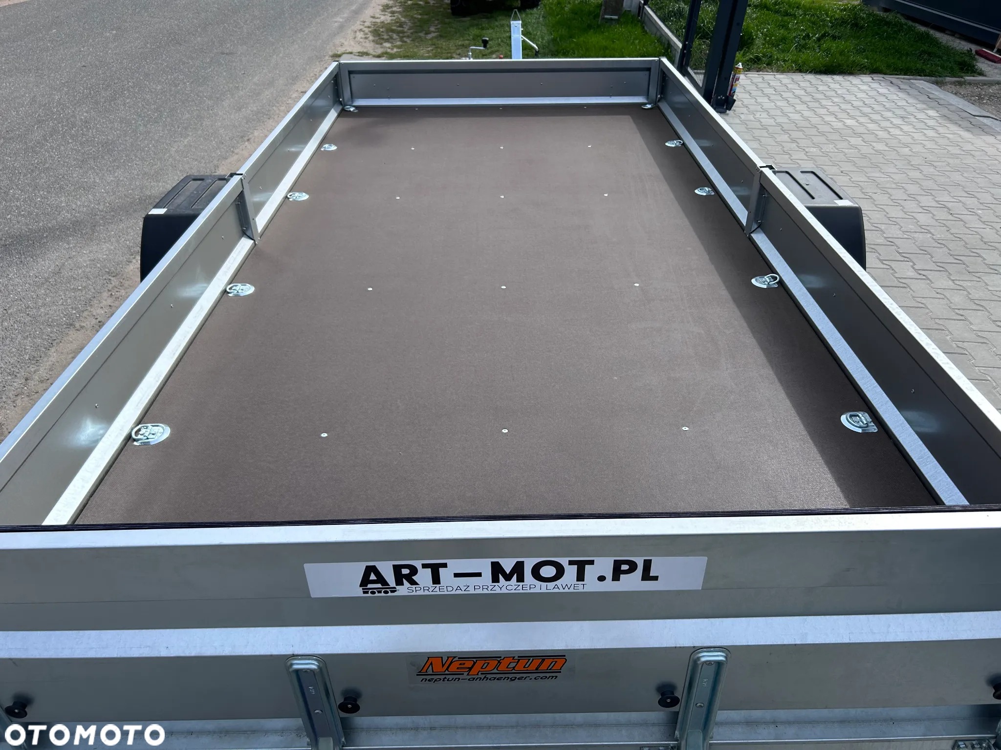 Neptun N18-380 m18 / DOSTAWA / 1800kg / UCHYLNA MECHANICZNIE / NAJAZD /GN226 - 11