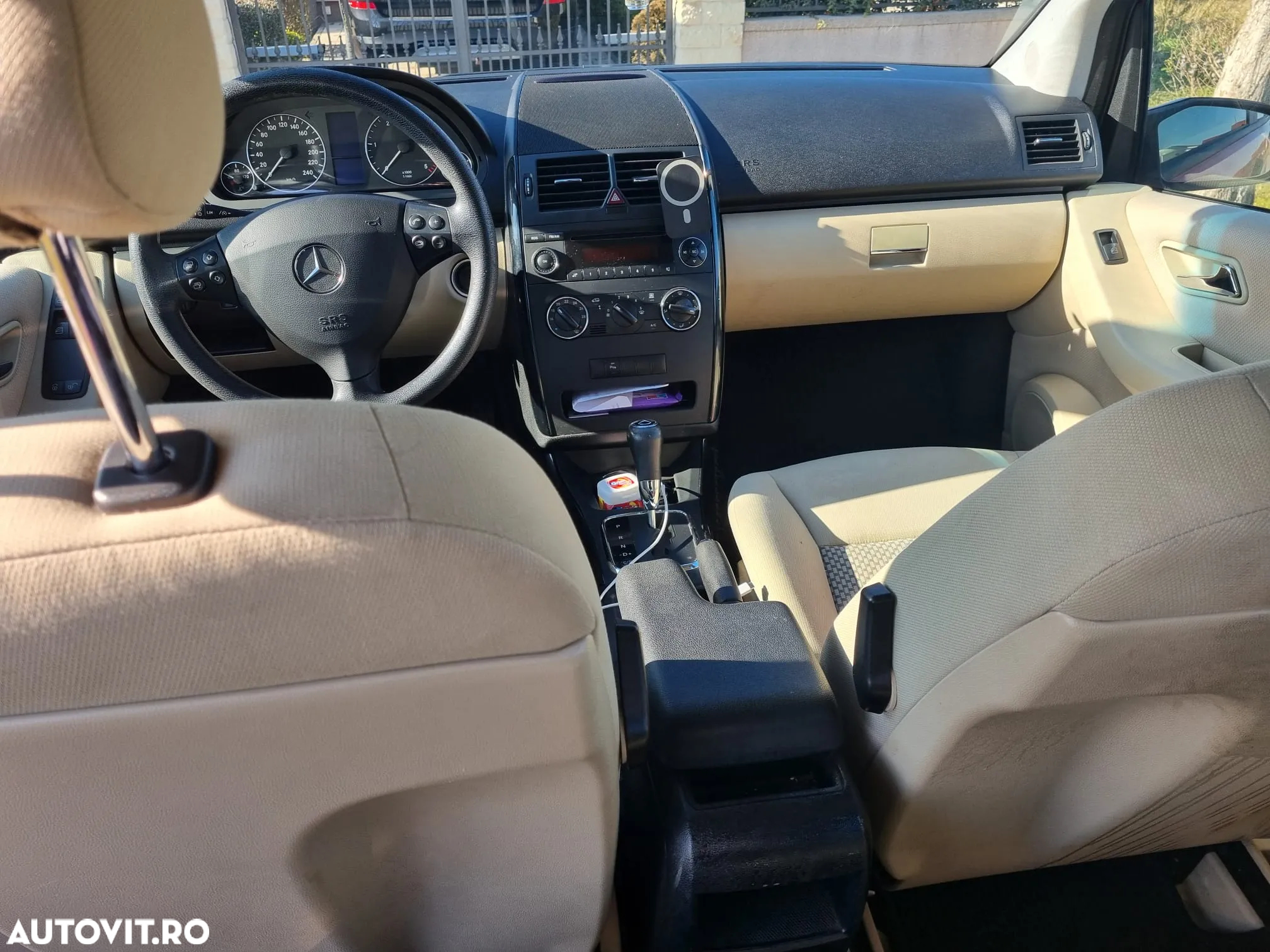 Mercedes-Benz A - 4