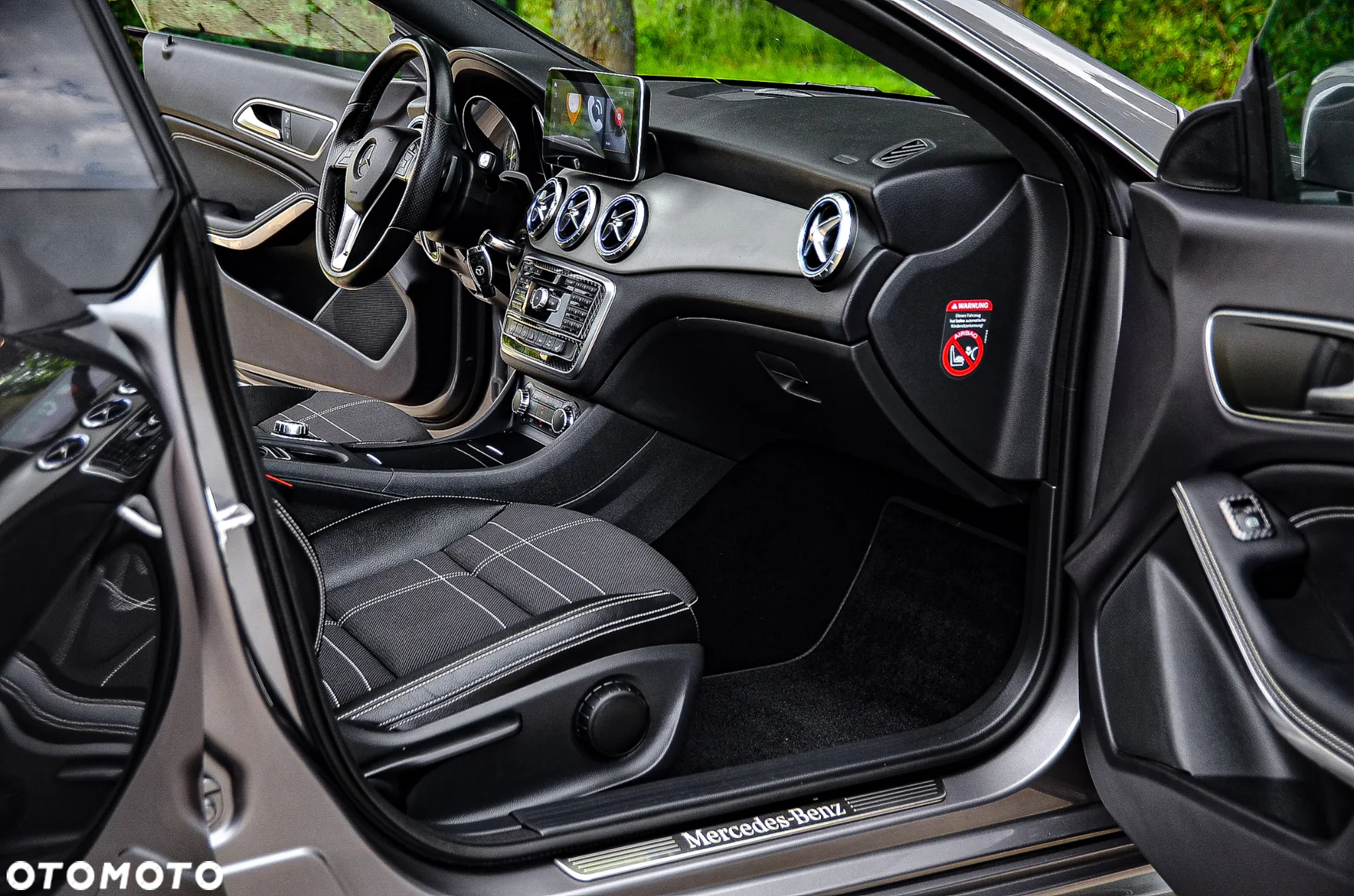 Mercedes-Benz CLA 200 7G-DCT Urban - 28