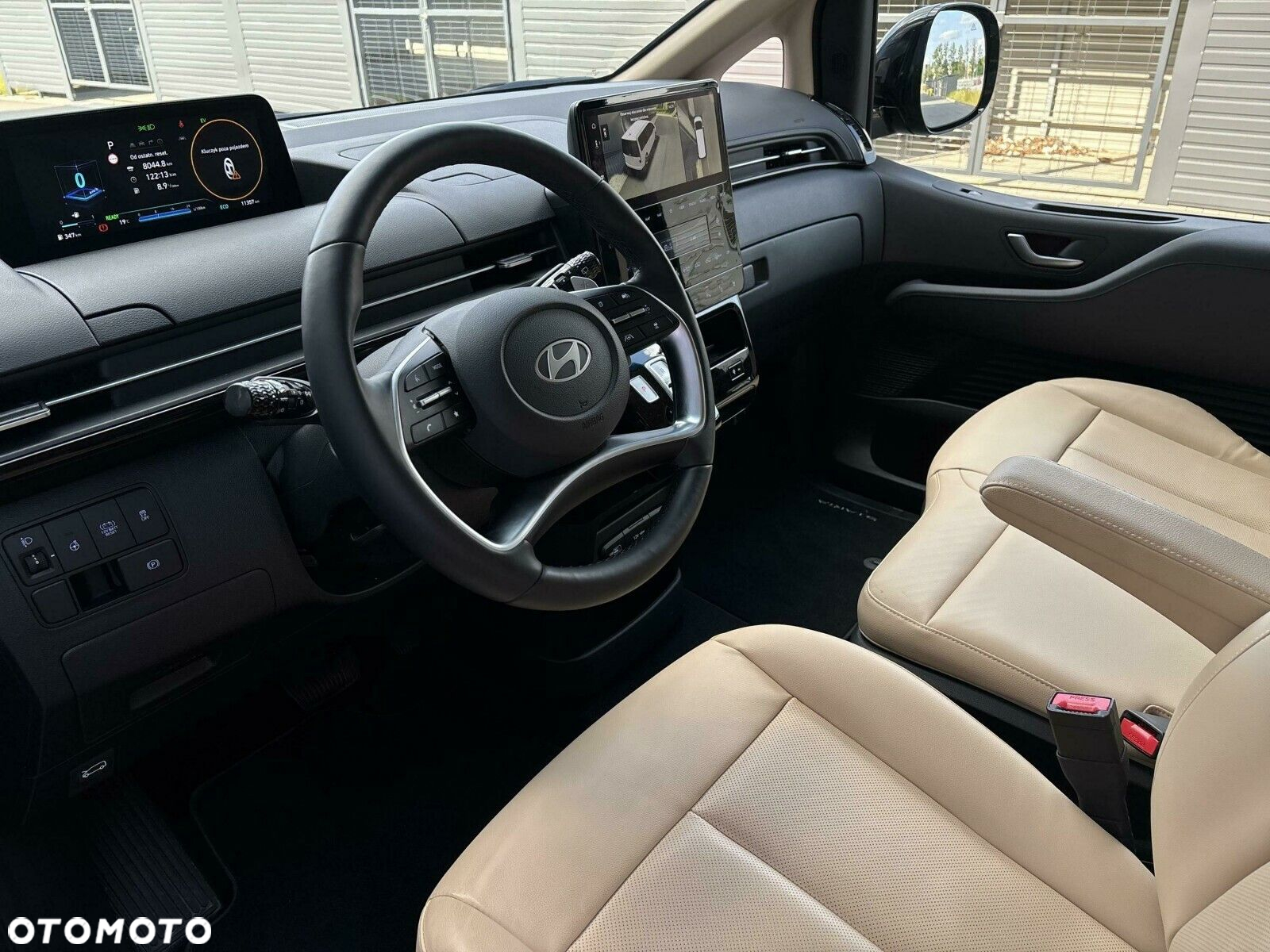 Hyundai Staria - 9