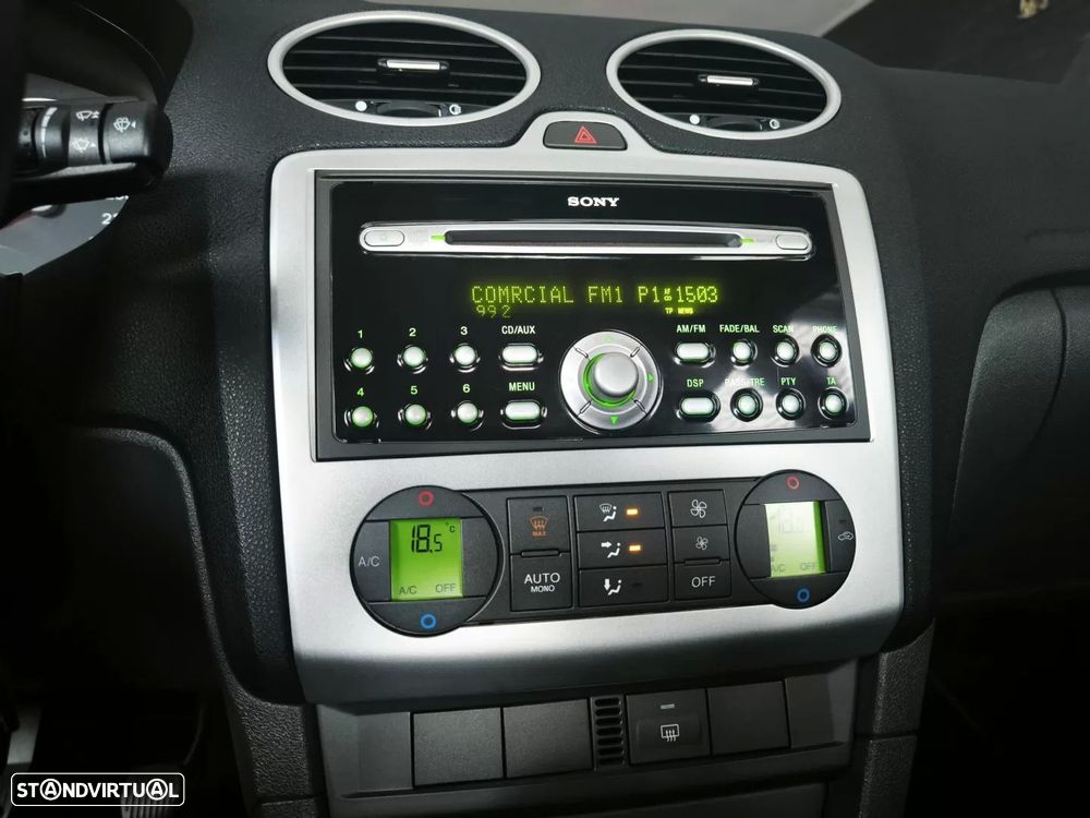 Ford Focus 1.6 TDCi Ghia - 30