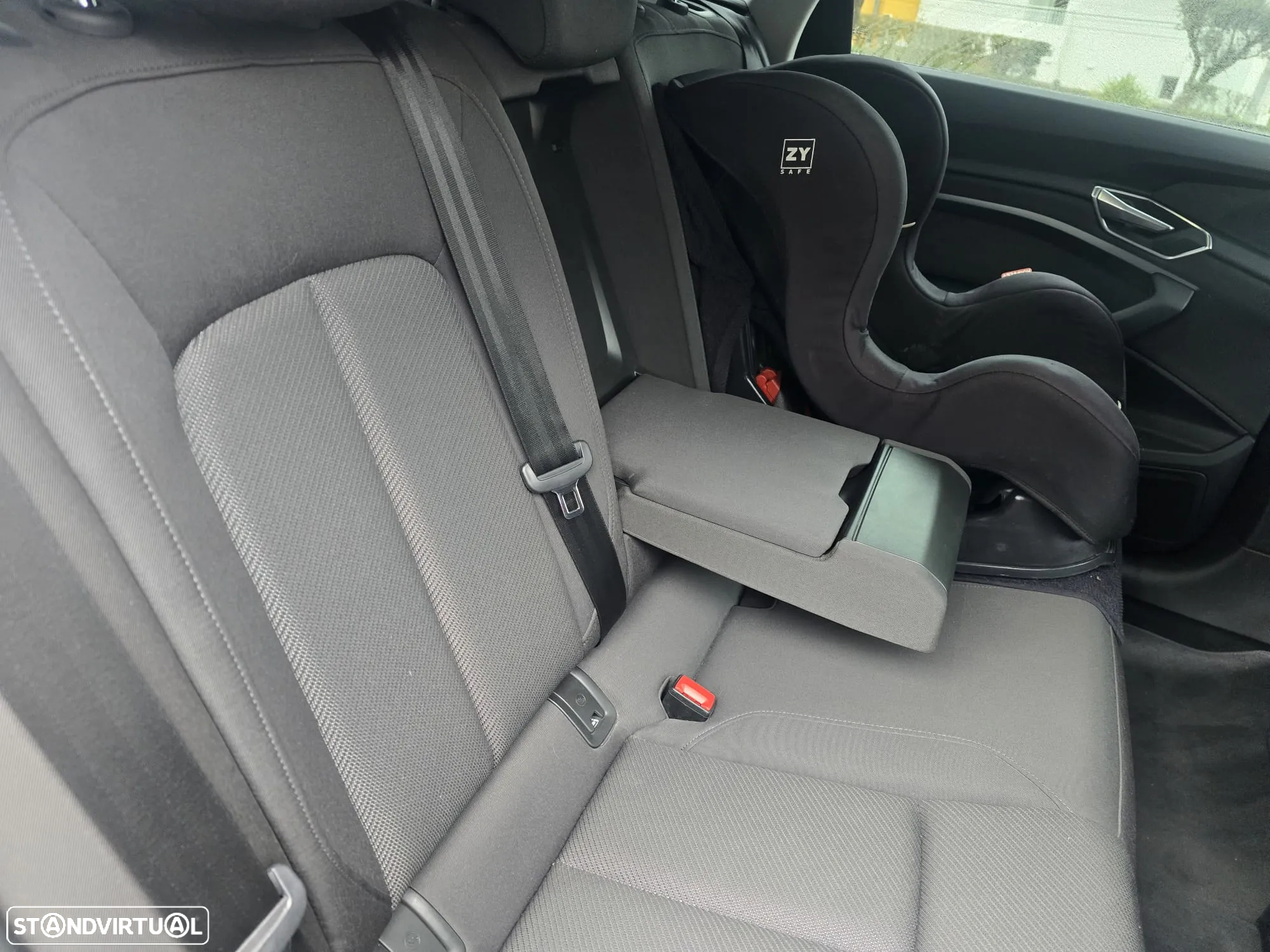 Audi e-tron 50 quattro - 5