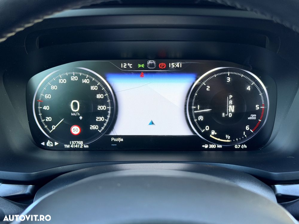 Volvo V60 D3 Geartronic Momentum - 31