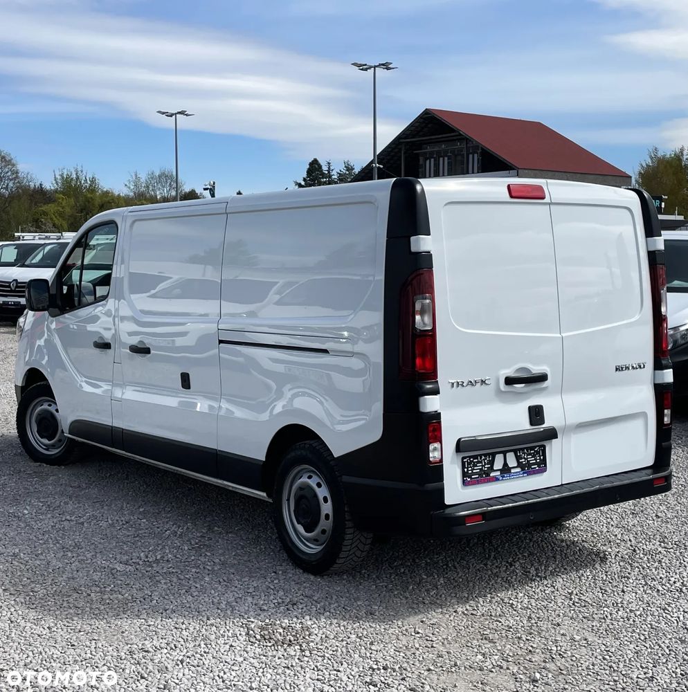 Renault Trafic - 11