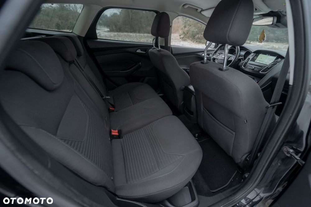 Ford Focus SW 1.0 EcoBoost Hybrid TITANIUM STYLE - 37