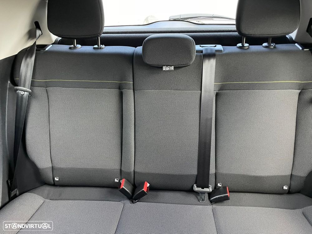 Citroën C3 1.2 PureTech Max - 9