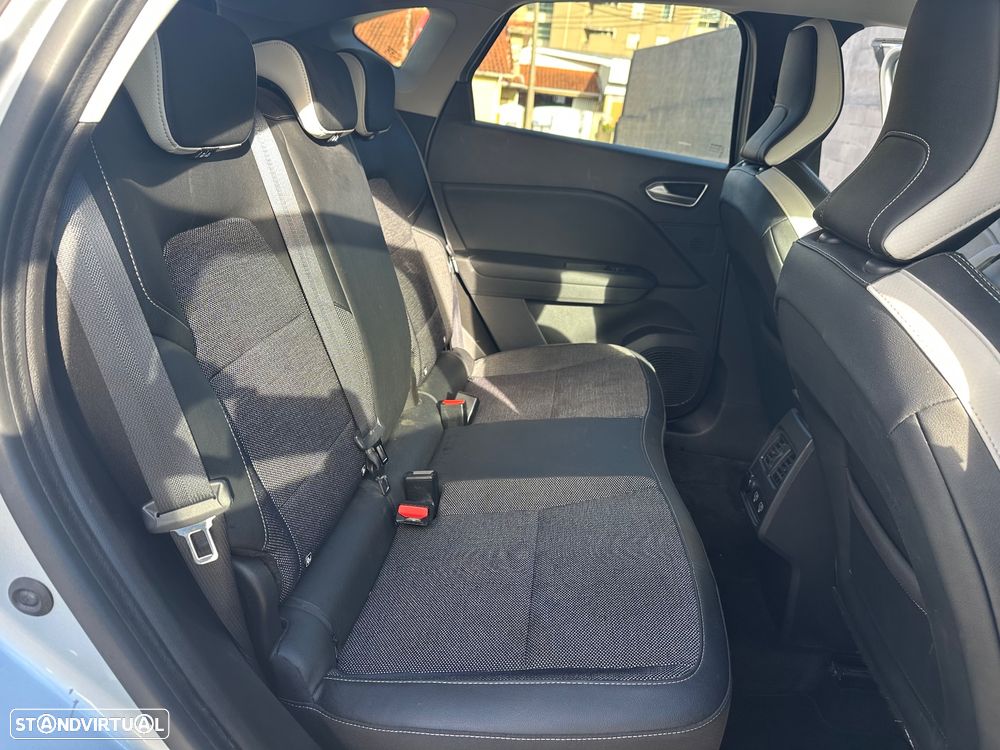 Renault Captur BLUE dCi 115 INTENS - 23