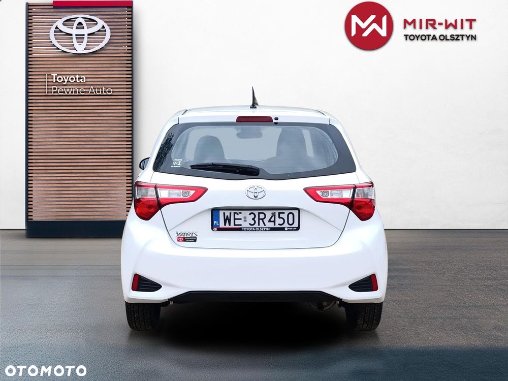 Toyota Yaris - 4