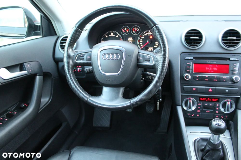 Audi A3 Sportback - 17