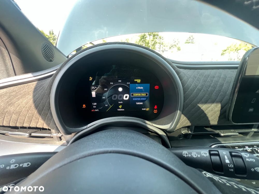 Abarth 500e - 17