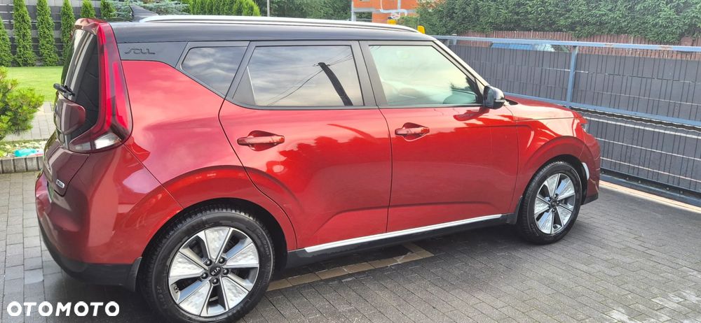 Kia Soul 64kWh L - 2