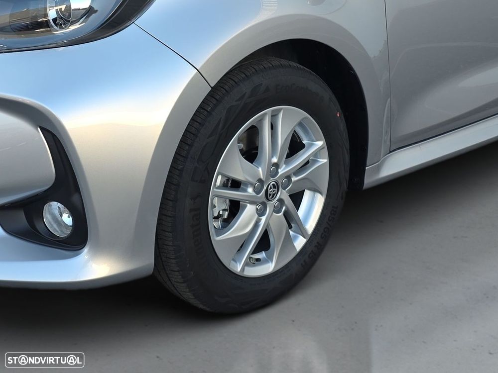 Toyota Yaris - 4