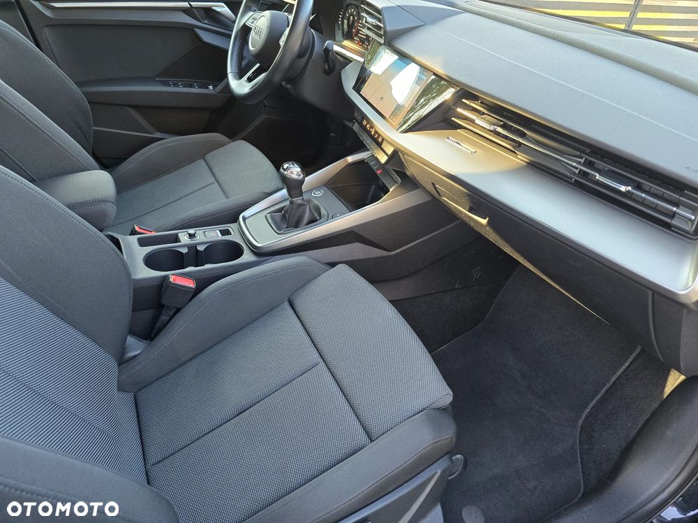 Audi A3 Sportback 35 TFSI Sport - 15