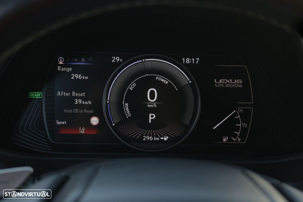 Lexus UX 300e Premium - 42