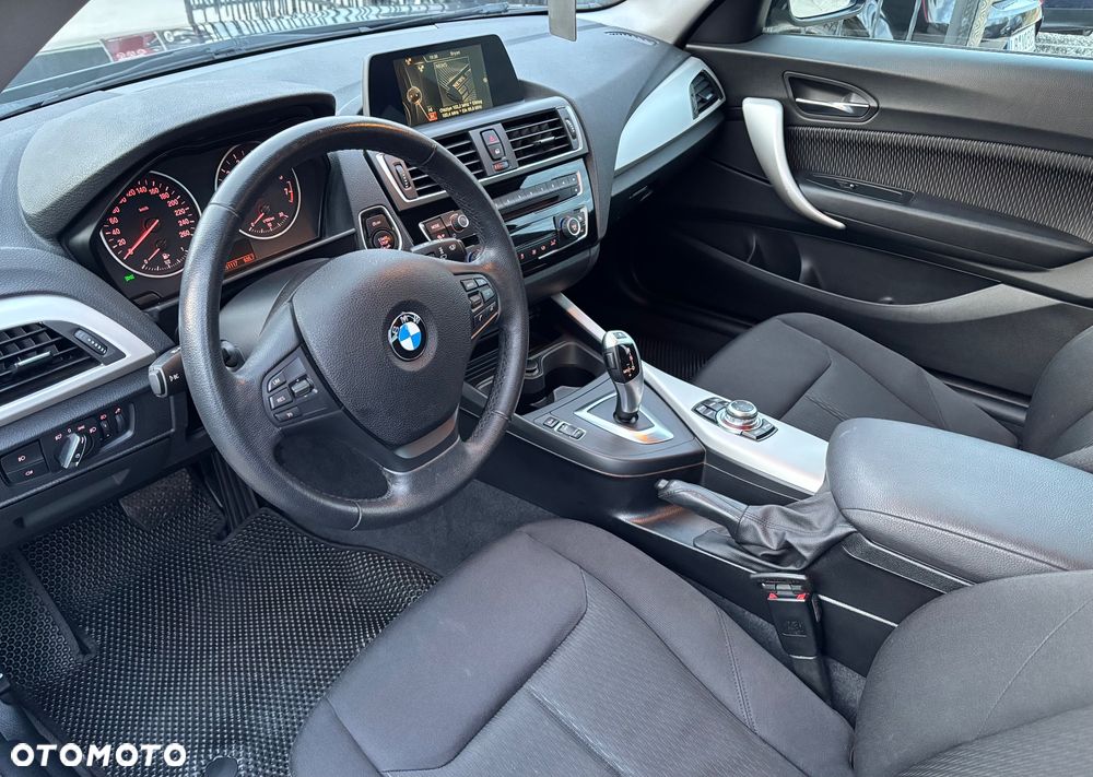 BMW Seria 1 120i - 7