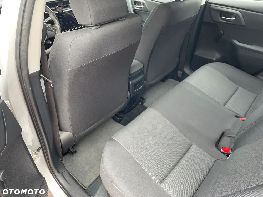 Toyota Auris Hybrid 135 Active - 14