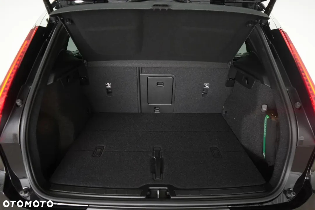 Volvo XC 40 B3 Core - 22