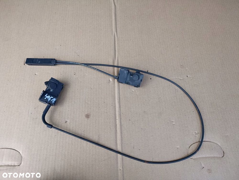 MERCEDES W204 ZAMEK RYGIEL MASKI LINKA A2048800059 - 1