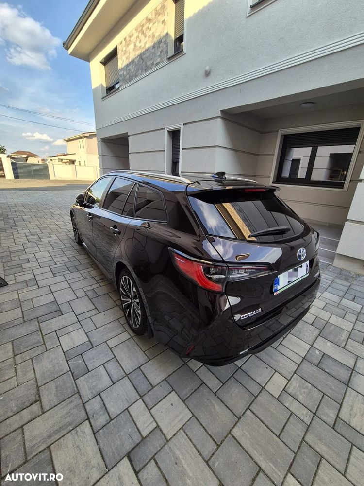 Toyota Corolla - 5