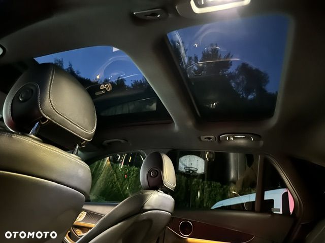 Mercedes-Benz GLC 300 4-Matic - 3