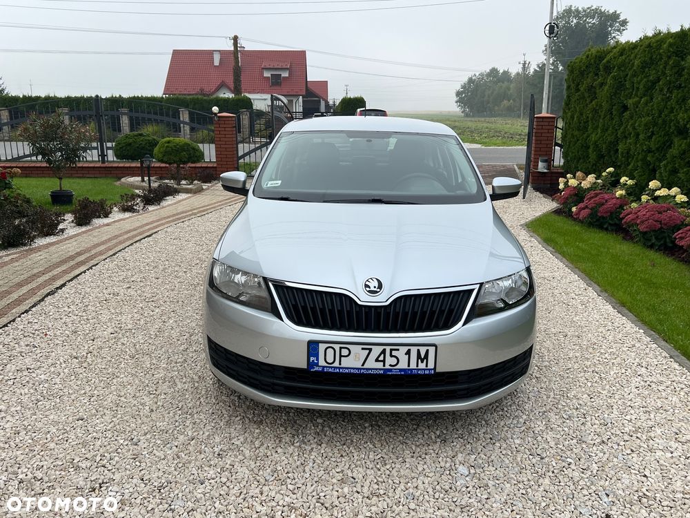 Skoda RAPID - 10