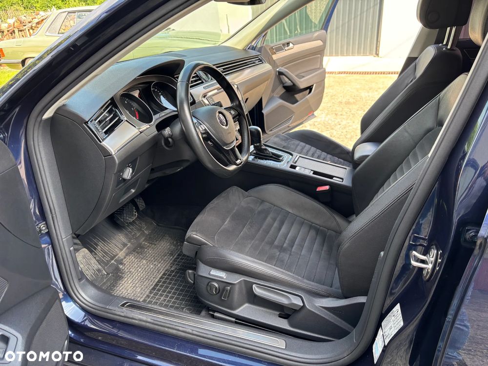 Volkswagen Passat 2.0 TDI BMT 4Mot Highline DSG - 15