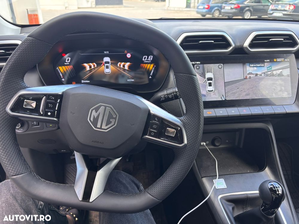 MG ZS - 9