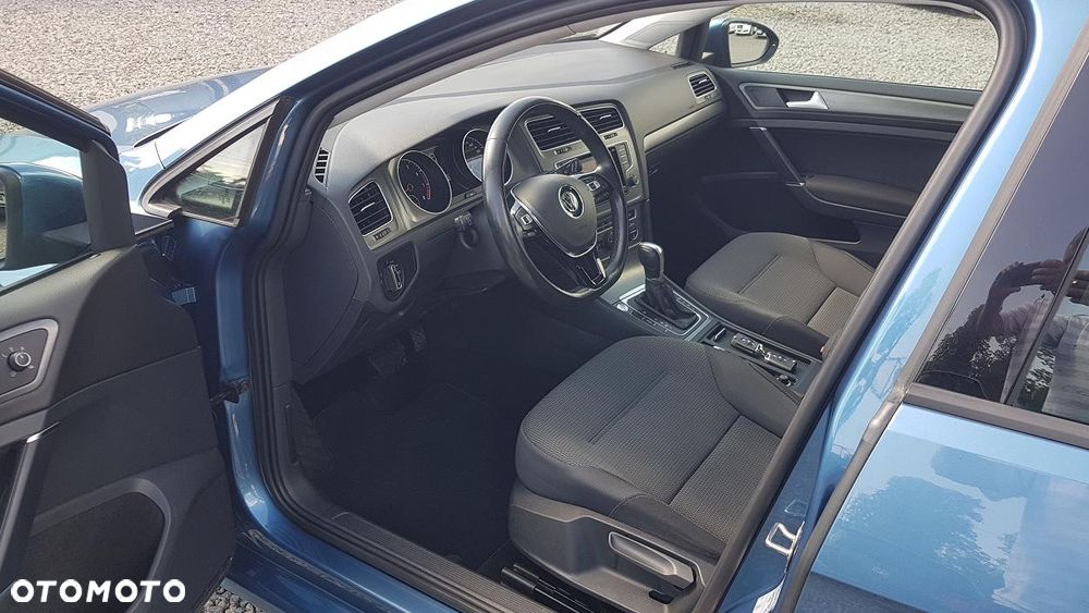 Volkswagen Golf 1.4 TSI BlueMotion Technology DSG Comfortline - 21
