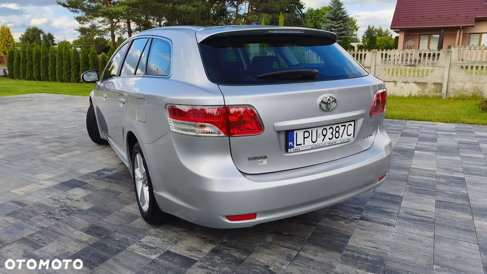 Toyota Avensis 2.0 D-4D Sol - 7