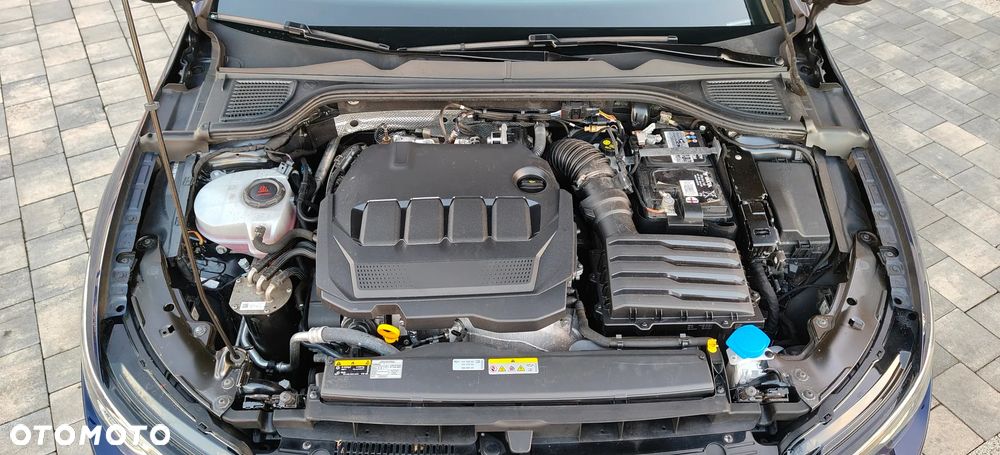 Volkswagen Golf - 35