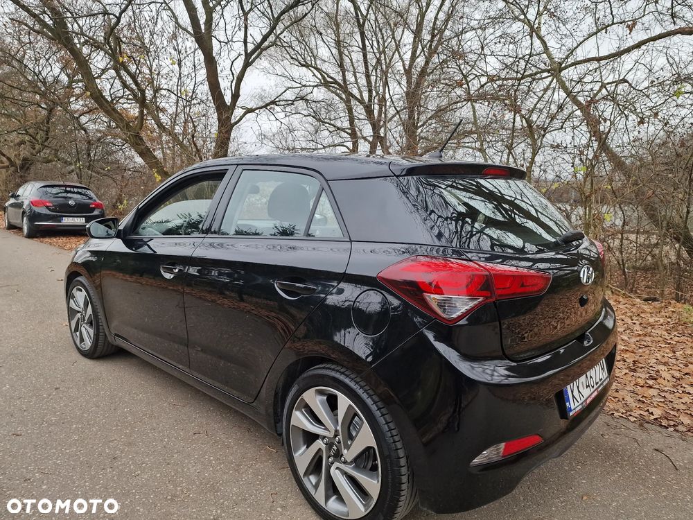 Hyundai i20 1.2 Classic + - 15