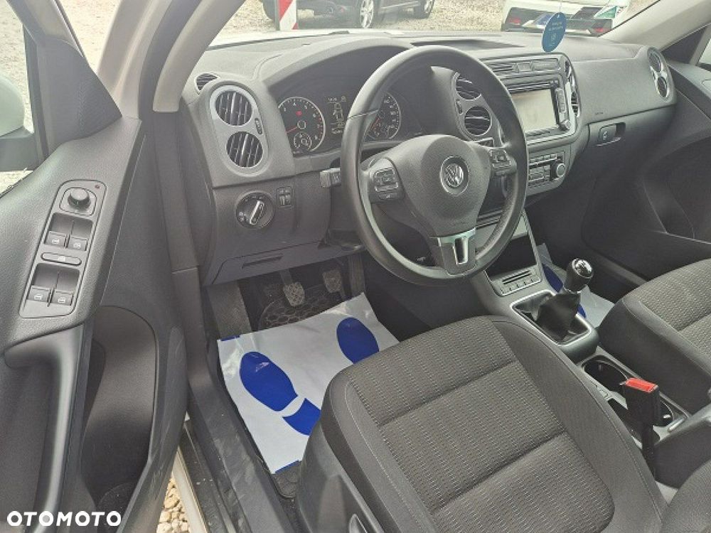 Volkswagen Tiguan - 13