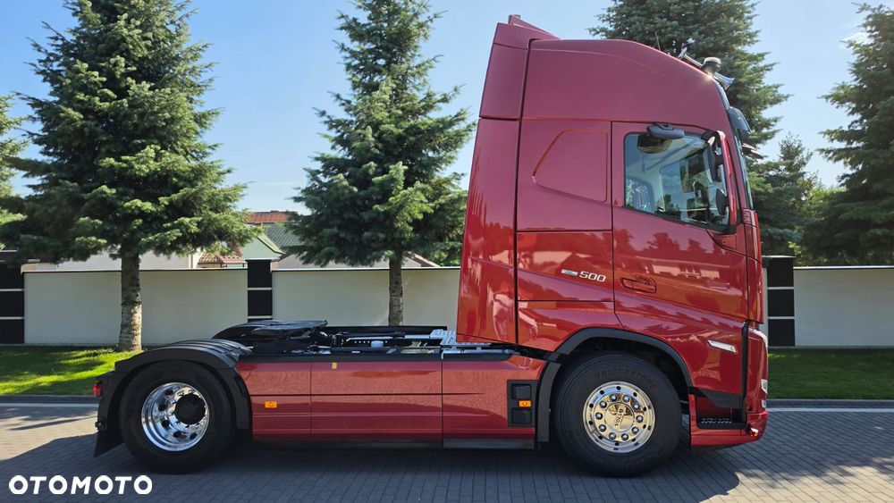 Volvo ///FH///500///2023/// GLOBETROTTER///XXL///HYDRAULIKA/// KLIMATYZACJA POSTOJOWA///ALUMINIOWE FELGI///ZABUDOWY MIĘDZYOSIOWE///FULL LED///VIRTUAL COCPIT///TV///WAGA/// STAN BARDZO DOBRY - 5