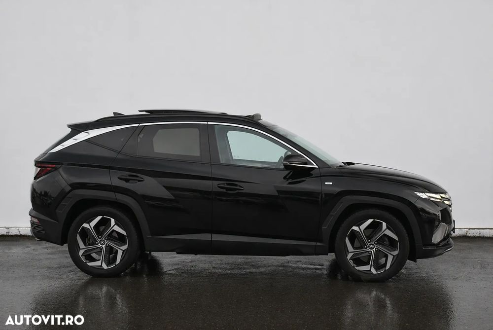 Hyundai Tucson - 8