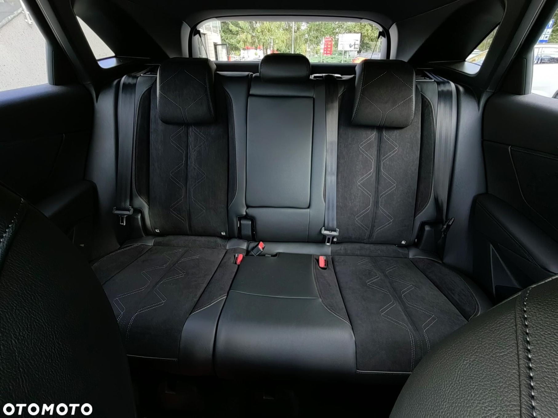 DS Automobiles DS 7 Crossback - 23