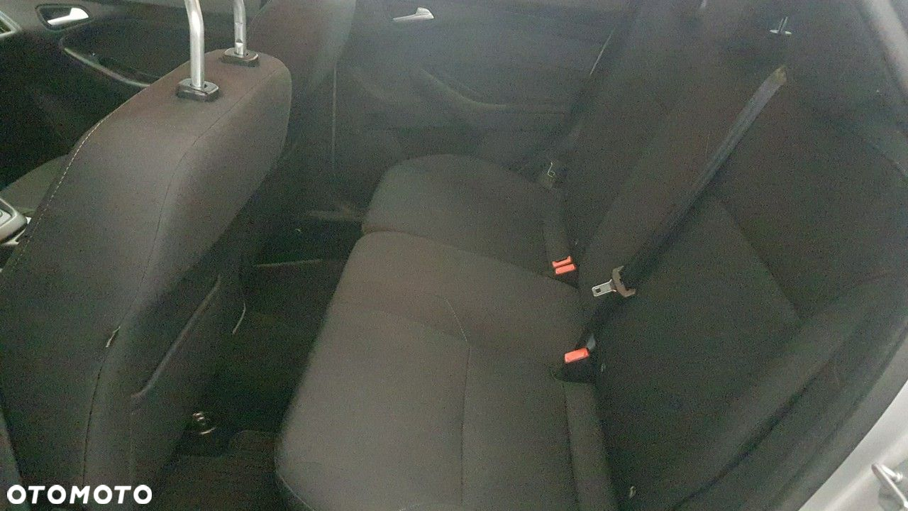 Ford Focus - 22