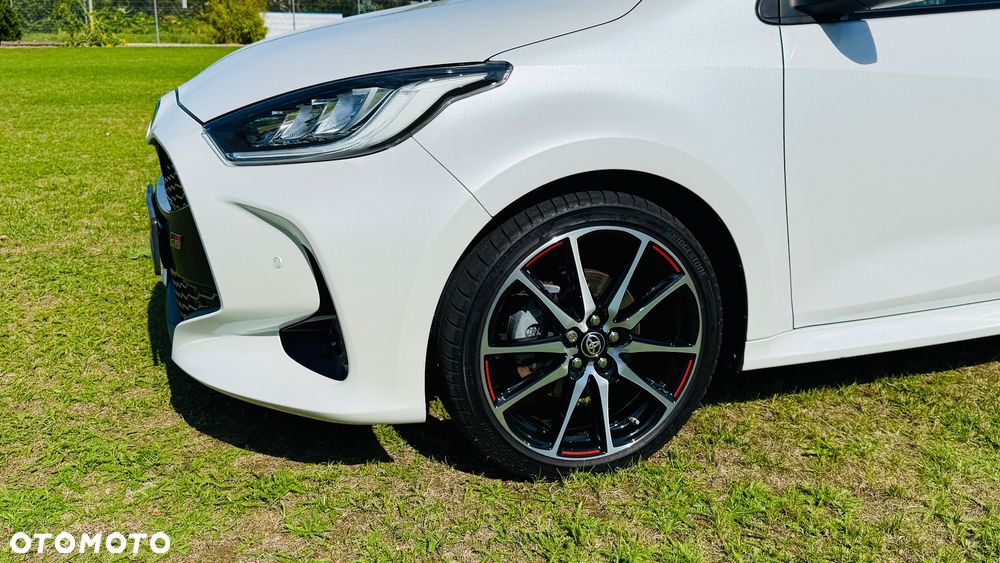 Toyota Yaris - 9