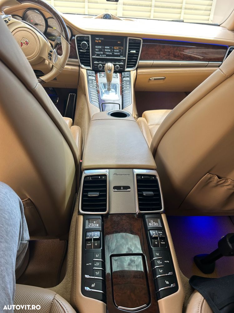 Porsche Panamera 3.0 PDK 4S - 18