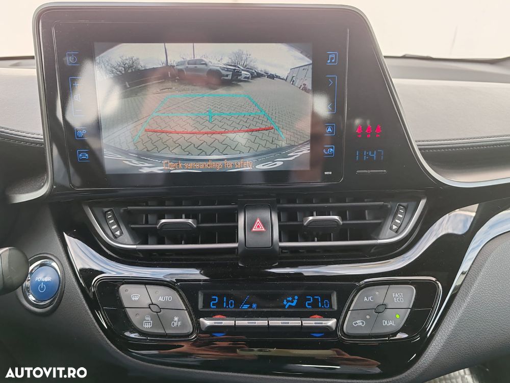 Toyota C-HR 1.8 HSD 4x2 CVT C-ult - 13