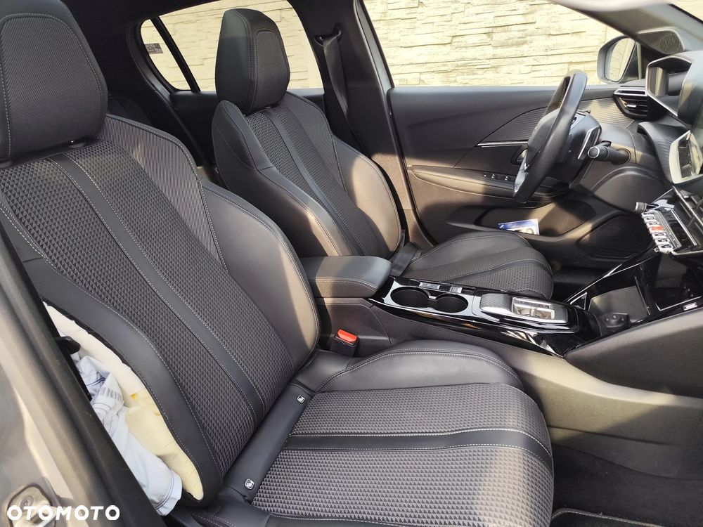 Peugeot 208 PureTech 130 EAT8 GT - 16