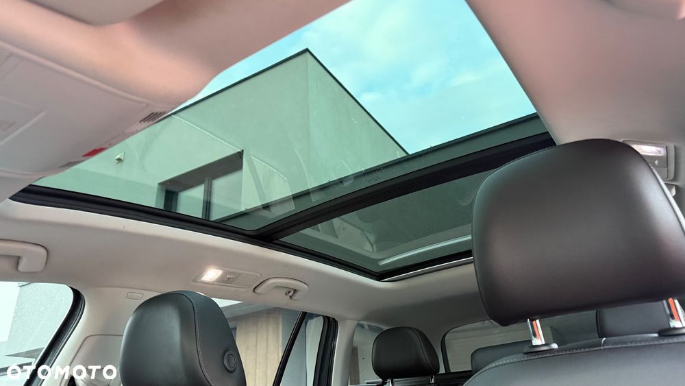 Volkswagen Golf 2.0 TDI BlueMotion Technology DSG Highline - 10