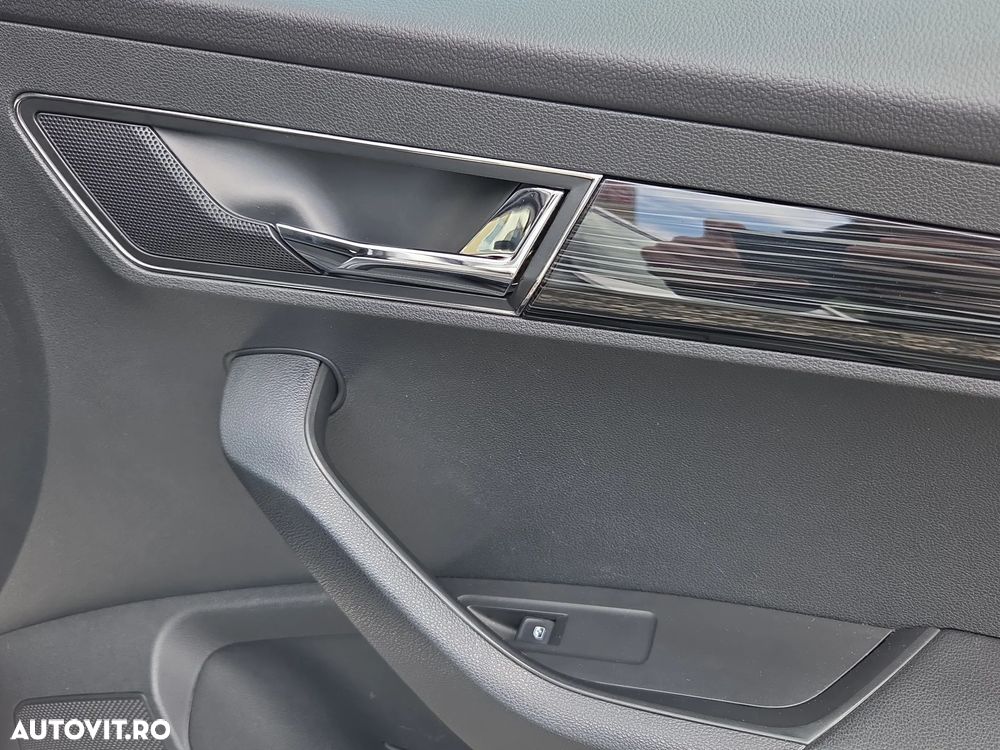 Skoda Karoq 2.0 TDI SCR 4x4 DSG Style - 18