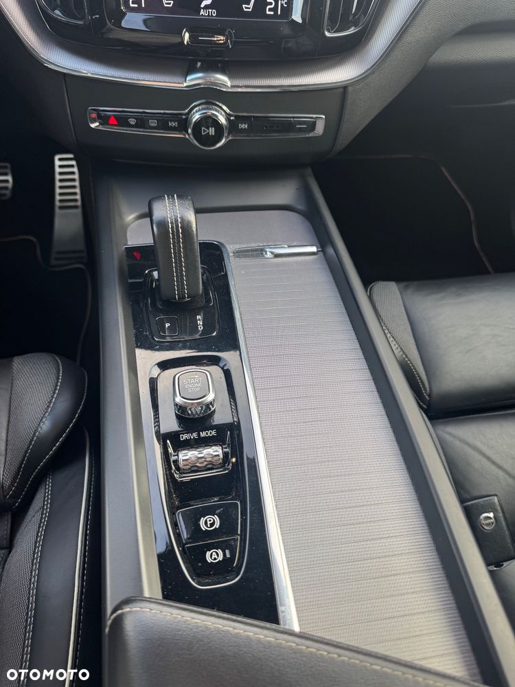 Volvo XC 60 - 26