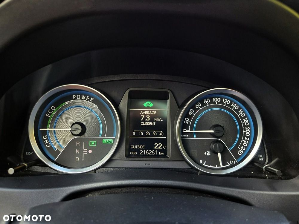 Toyota Auris 1.8 Executive - 23
