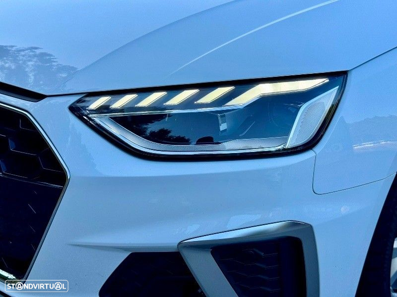Audi A4 35 TDI S line S tronic - 55