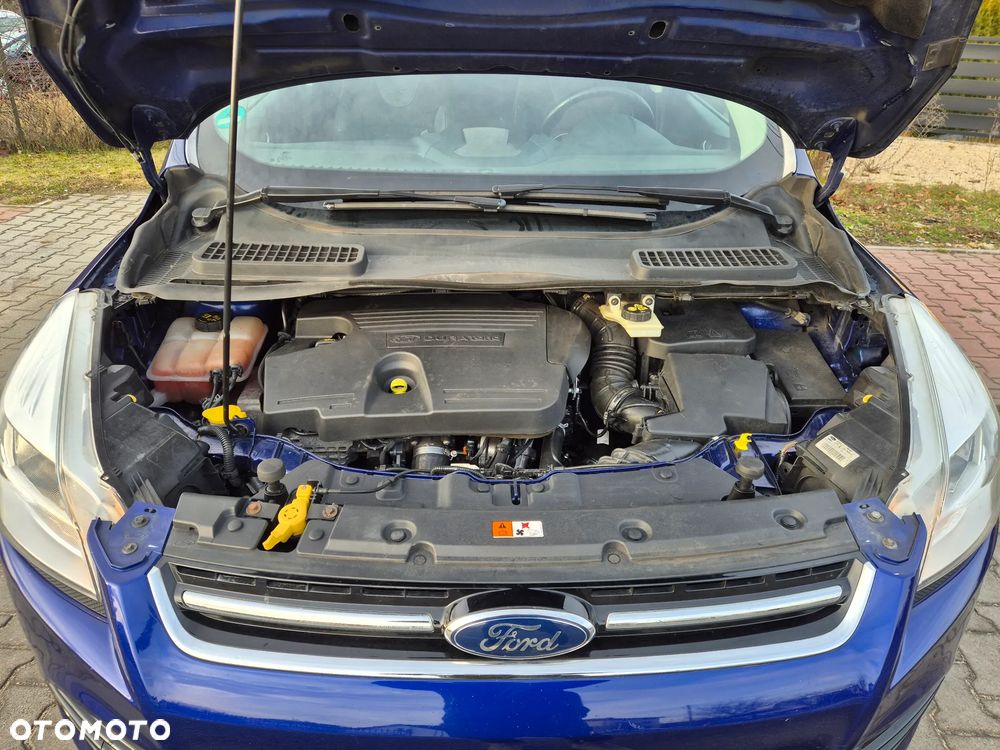 Ford Kuga 2.0 TDCi 2x4 Titanium - 15