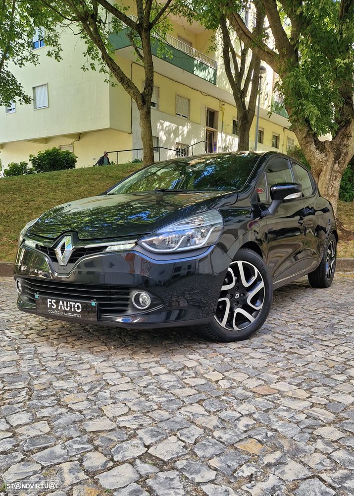 Renault Clio 1.5 dCi Dynamique S - 1